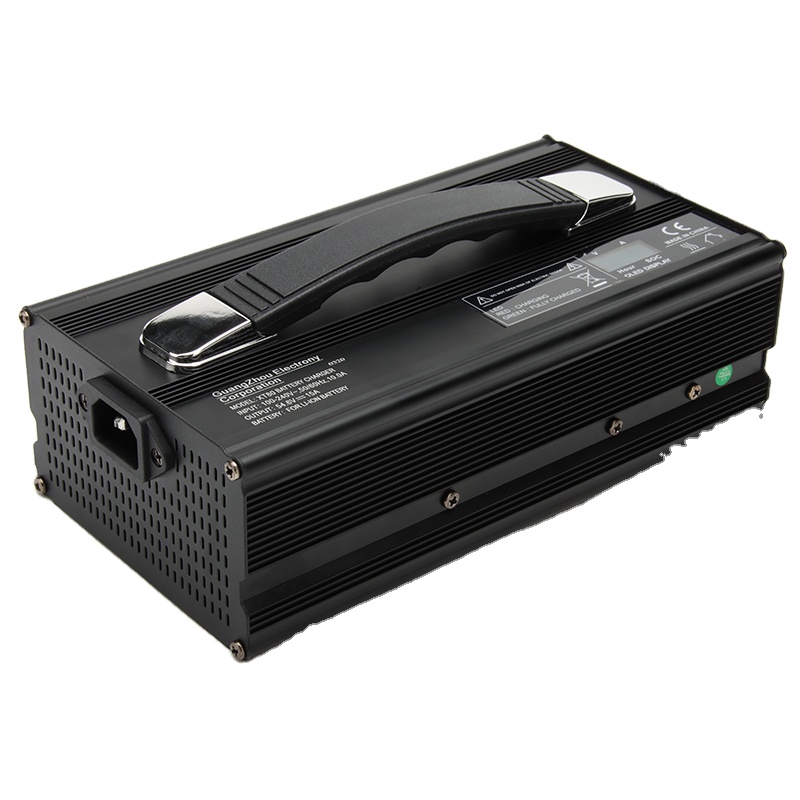 ประโยชน์หลักของการใช้เครื่องชาร์จแบตเตอรี่ 800W คืออะไร